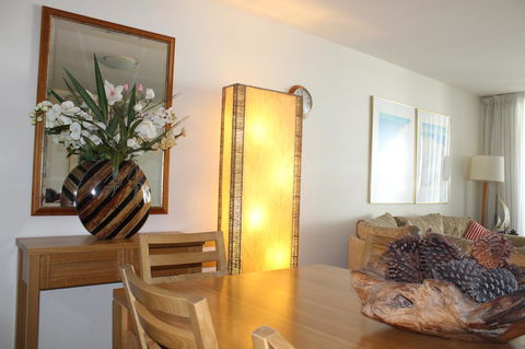 The Boathouse Resort Luxury Apartments - Travel Agents 2
