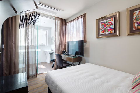 57Hotel - Tourism Guide 9
