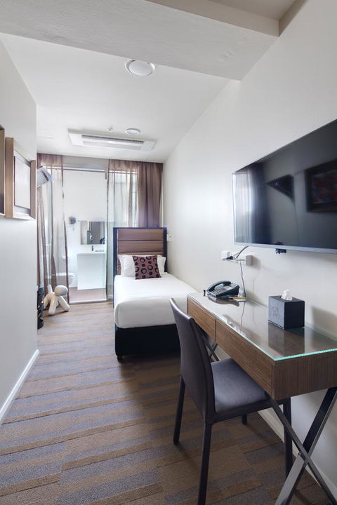 57Hotel - Tourism Guide 11
