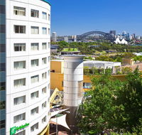 Holiday Inn Potts Point - Sydney - Cruises Travel