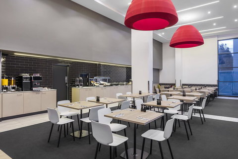 Travelodge Hotel Sydney Airport - Tourism Guide 28