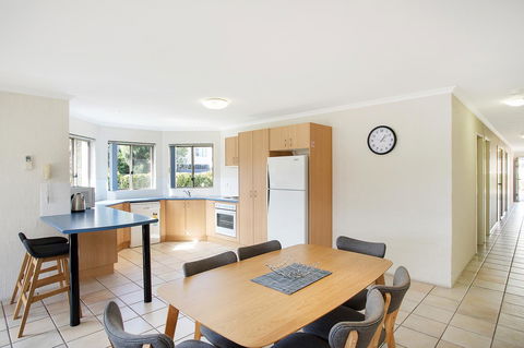 Sails Luxury Apartments Merimbula - Travel Search 9