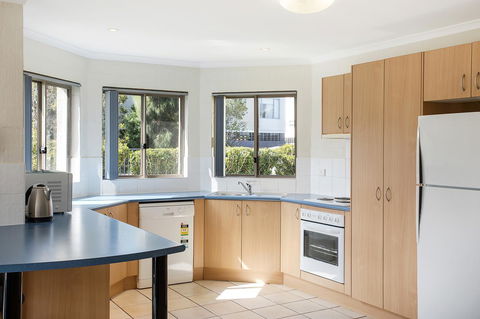 Sails Luxury Apartments Merimbula - Travel Search 7