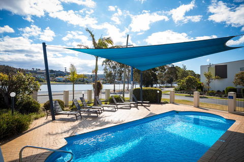 Sails Luxury Apartments Merimbula - Travel Search 21