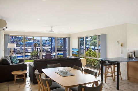 Sails Luxury Apartments Merimbula - Travel Search 11