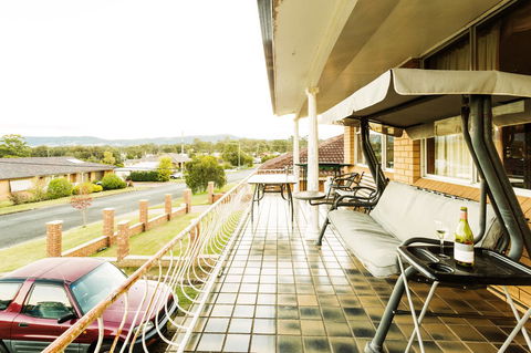 Coal D\' Vine VIEW - Cessnock NSW - Travel Search 35