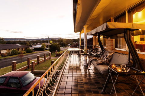 Coal D\' Vine VIEW - Cessnock NSW - Travel Search 11