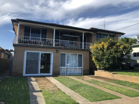 Coal D\' Vine VIEW - Cessnock NSW - Travel Search 4
