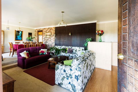 Coal D\' Vine VIEW - Cessnock NSW - Travel Search 21