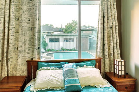 Coal D\' Vine VIEW - Cessnock NSW - Travel Search 5
