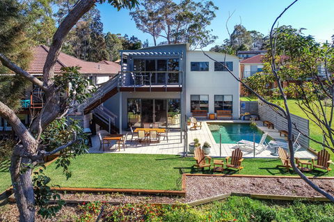 The Edgewater On Greville - Travel Search 0