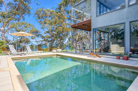 The Edgewater On Greville - Travel Search 3