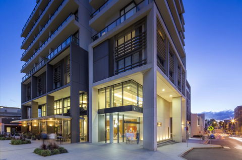 Novotel Newcastle Beach - Tourism Guide 3