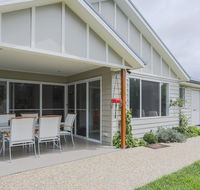 Armidale Cottage - Travel Agents