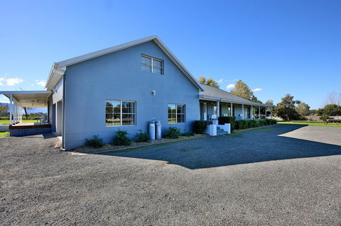 Terara Riverside Retreat - Travel Search 42