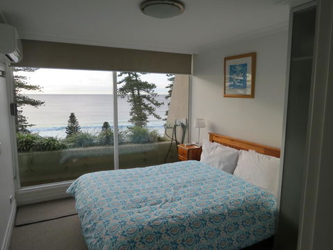Manly Paradise Motel & Apartments - Travel Agents 26