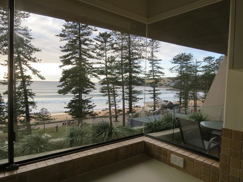 Manly Paradise Motel & Apartments - Travel Agents 36