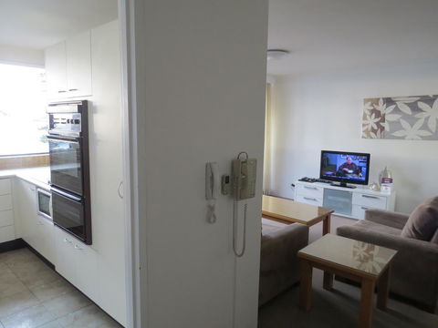 Manly Paradise Motel & Apartments - Travel Agents 44