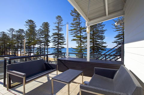 Manly Paradise Motel & Apartments - Travel Agents 15