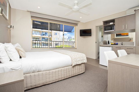 Manly Paradise Motel & Apartments - Travel Agents 14