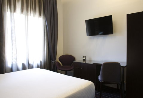Hotel Challis Potts Point - Tourism Guide 26