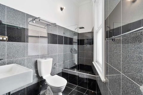 Hotel Harry, Ascend Hotel Collection - Tourism Guide 23