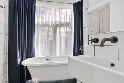 Hotel Harry, Ascend Hotel Collection - Tourism Guide 32