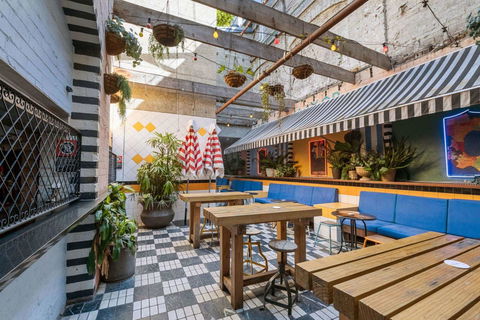 Hotel Harry, Ascend Hotel Collection - Tourism Guide 5