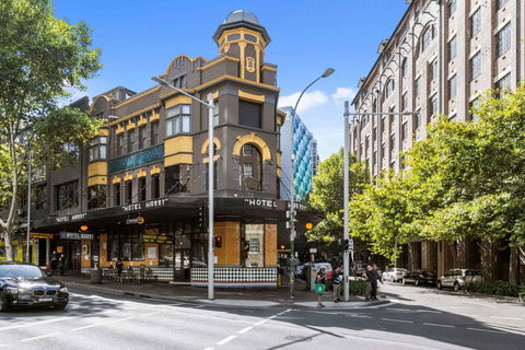 Hotel Harry, Ascend Hotel Collection - Tourism Guide 7