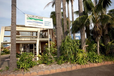 Sapphire Waters Motor Inn - Travel Search 12