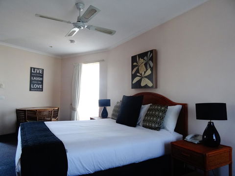 Sapphire Waters Motor Inn - Travel Search 27