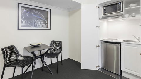 Oaks Sydney Castlereagh Suites - Tourism Guide 17