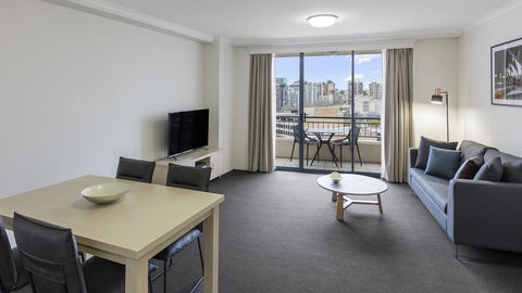 Oaks Sydney Castlereagh Suites - Tourism Guide 9