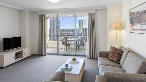 Oaks Sydney Castlereagh Suites - Tourism Guide 11