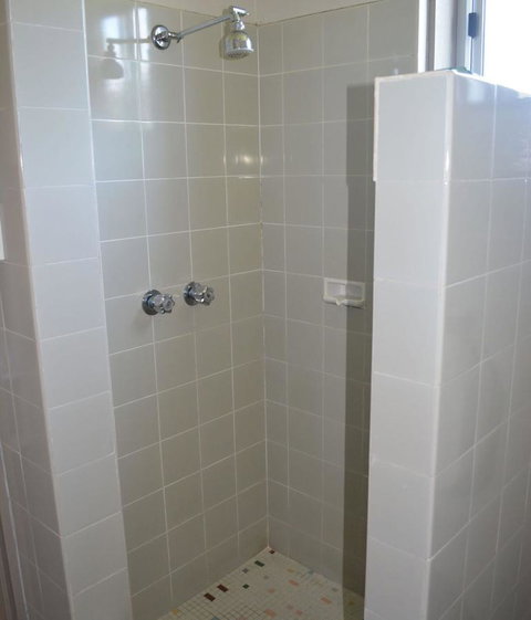 Commercial Hotel Motel Lithgow - Tourism Guide 23