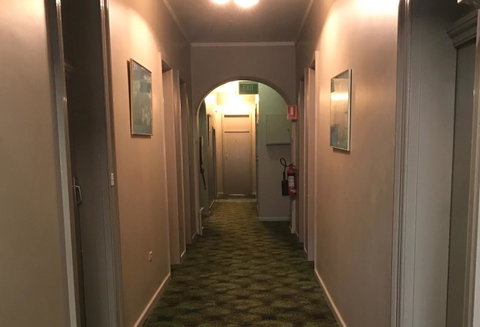 Commercial Hotel Motel Lithgow - Tourism Guide 44
