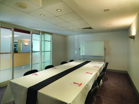 Mercure Sydney Manly Warringah - Tourism Guide 6