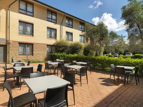 Mercure Sydney Manly Warringah - Tourism Guide 9