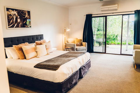 The Lodge Bellingen - Travel Agents 26