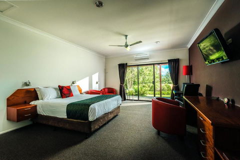 The Lodge Bellingen - Travel Agents 15
