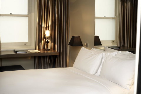 Kirketon Hotel Sydney - Tourism Guide 3