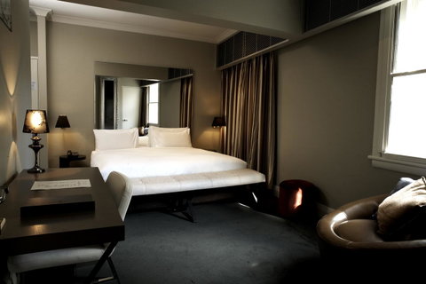 Kirketon Hotel Sydney - Tourism Guide 4