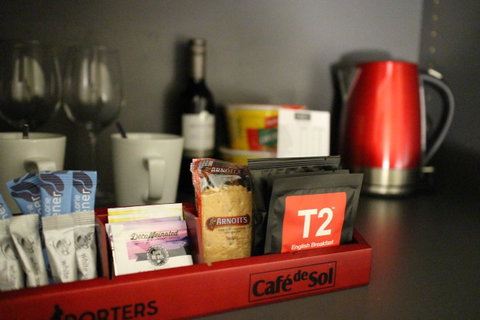 Kirketon Hotel Sydney - Tourism Guide 13
