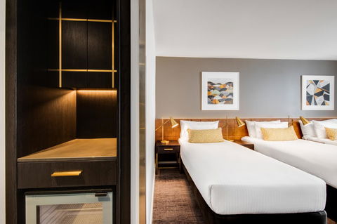 Vibe Hotel Sydney - Cruises Travel 7