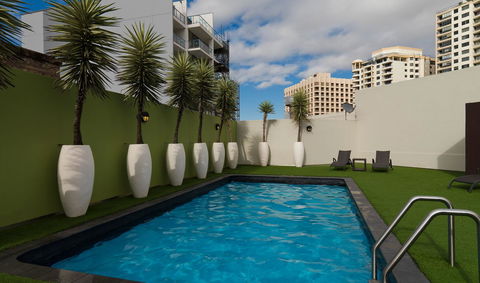 Vibe Hotel Sydney - Cruises Travel 10