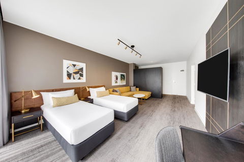Vibe Hotel Sydney - Cruises Travel 22