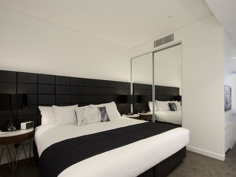 Silkari Suites At Chatswood - Tourism Guide 1