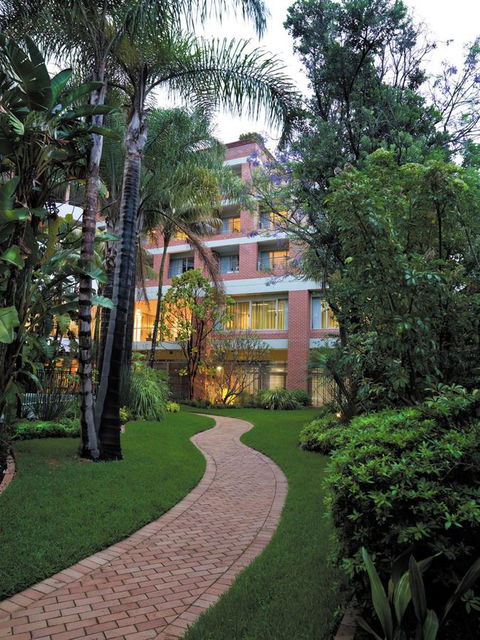 Adina Apartment Hotel Sydney Surry Hills - Cruises Travel 5