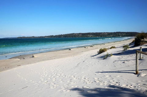 Jervis Bay Beach Shack I Pet Friendly - Travel Search 17