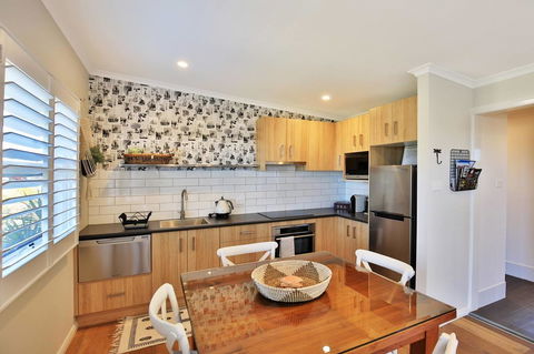 Jervis Bay Beach Shack I Pet Friendly - Travel Search 3